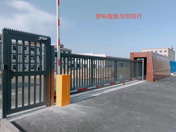 直線門案例