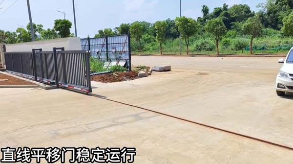直線門案例